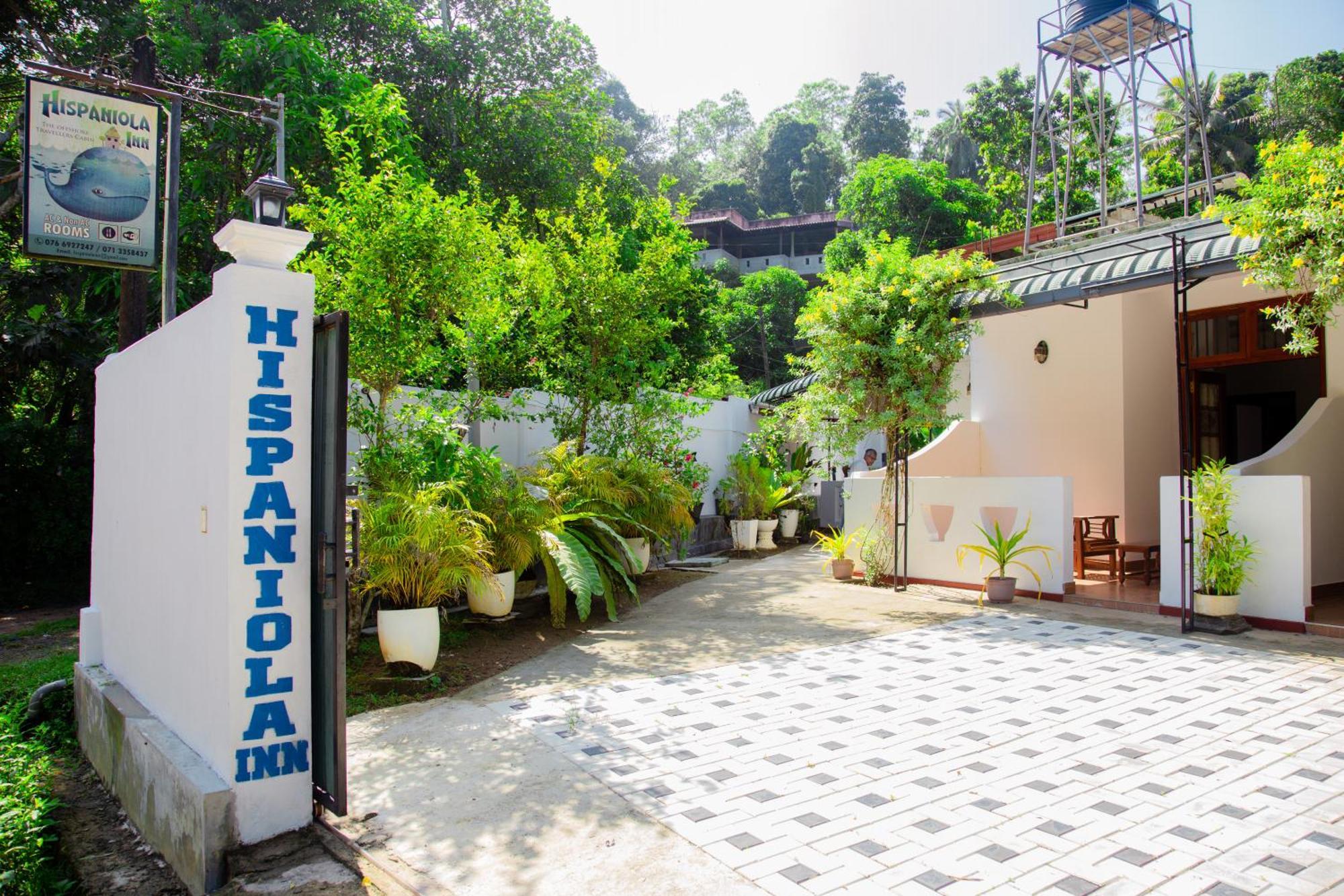 Hispaniola Inn Mirissa Exterior foto